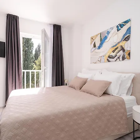 Luxury Entrata Villa