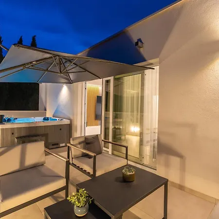 Villa Luxury Entrata