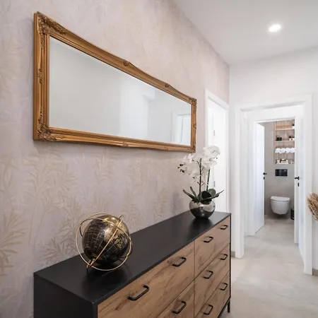 Luxury Entrata Mlini